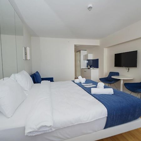 Blue Orbi City Hotel Батуми Экстерьер фото